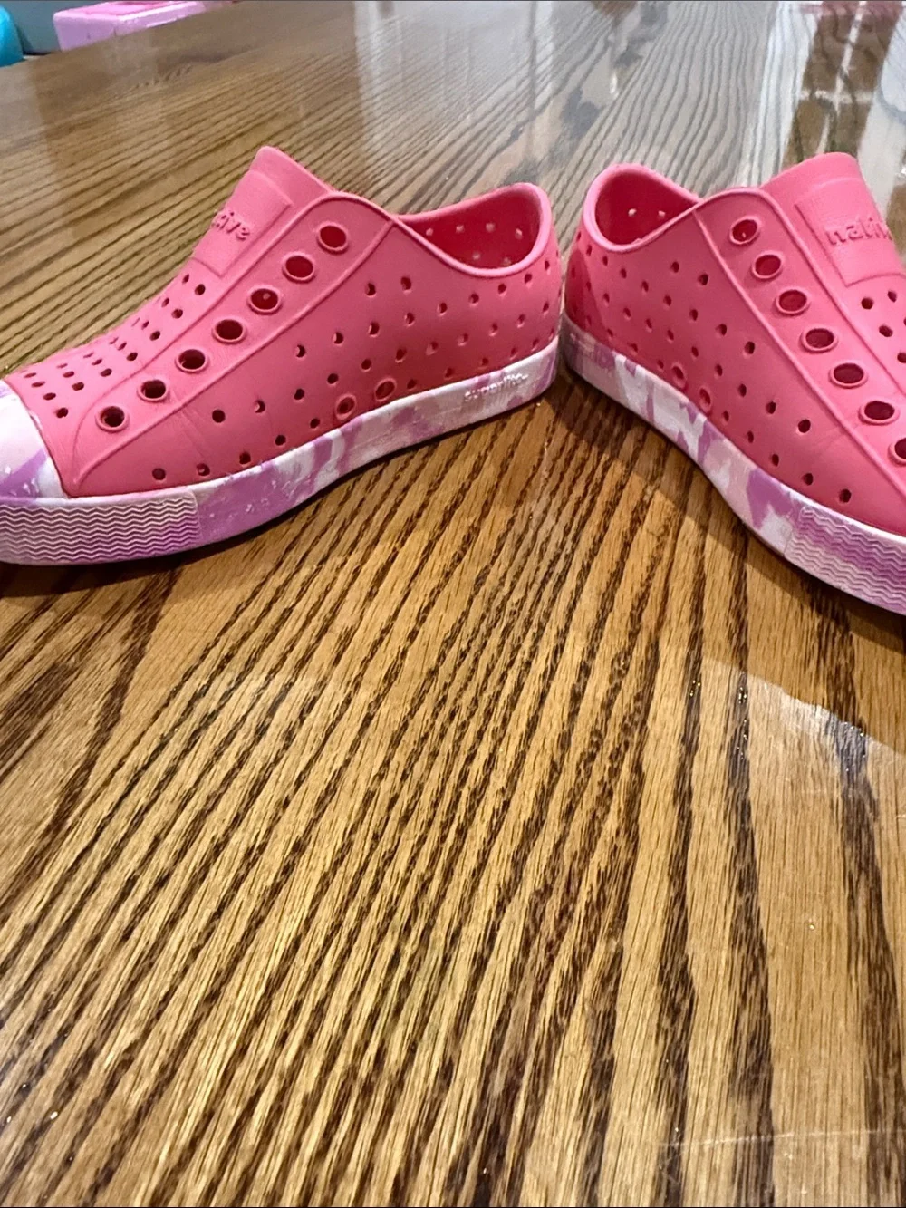 Native Shoes Kids Pink Slip-On Camo-Trim Water Shoes